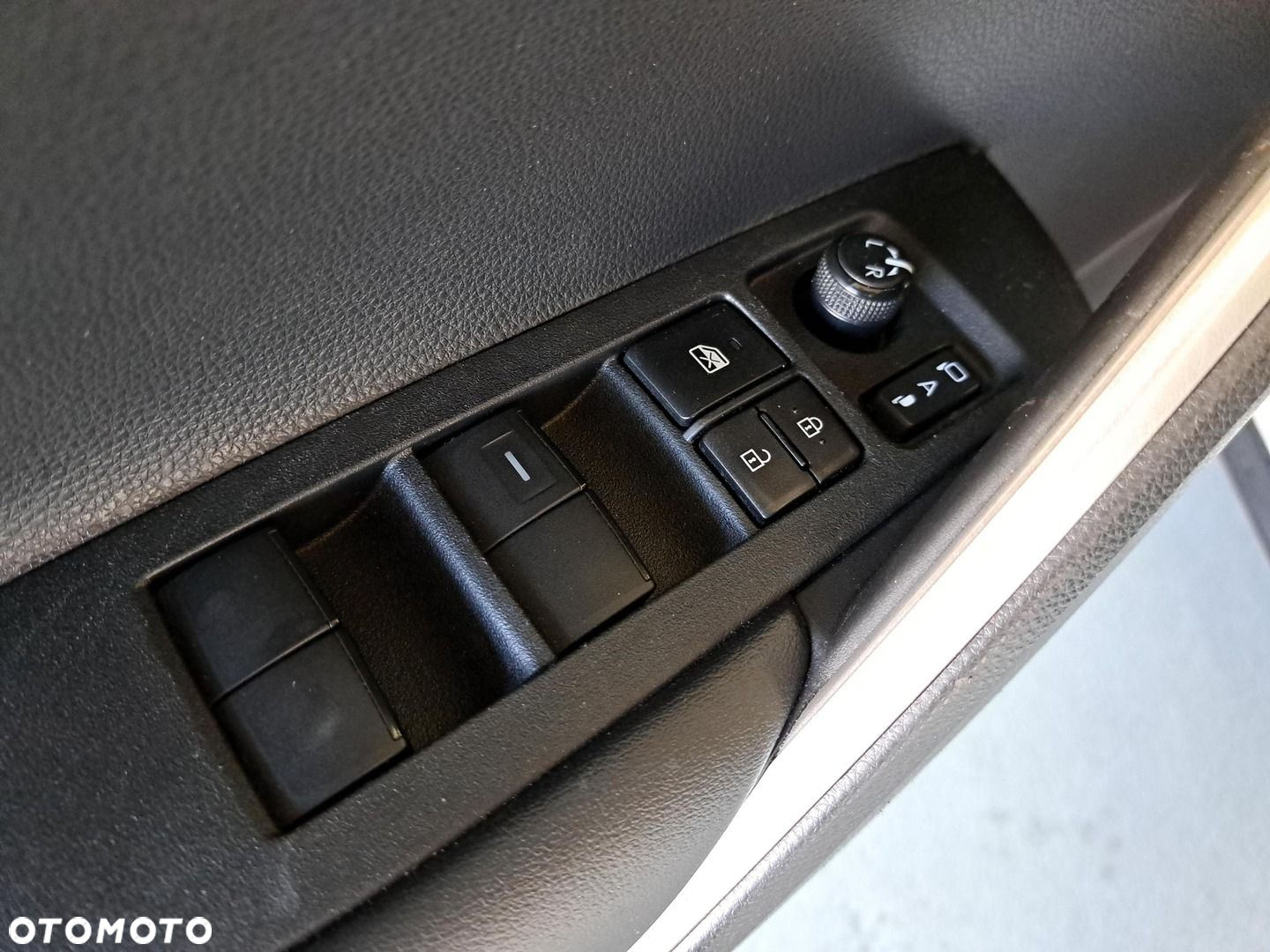Toyota Corolla Cross - 33