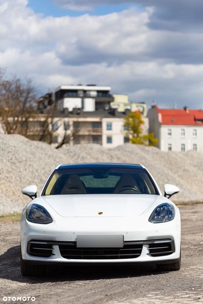 Porsche Panamera 4 Executive - 6