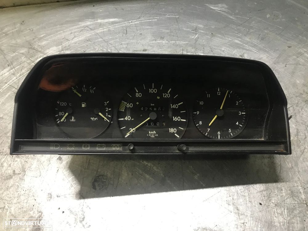 QUADRANTE MERCEDES 190D W201 - 1