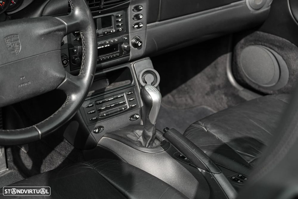 Porsche 911 (996) - 18