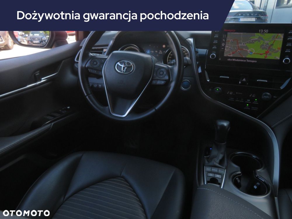 Toyota Camry - 9