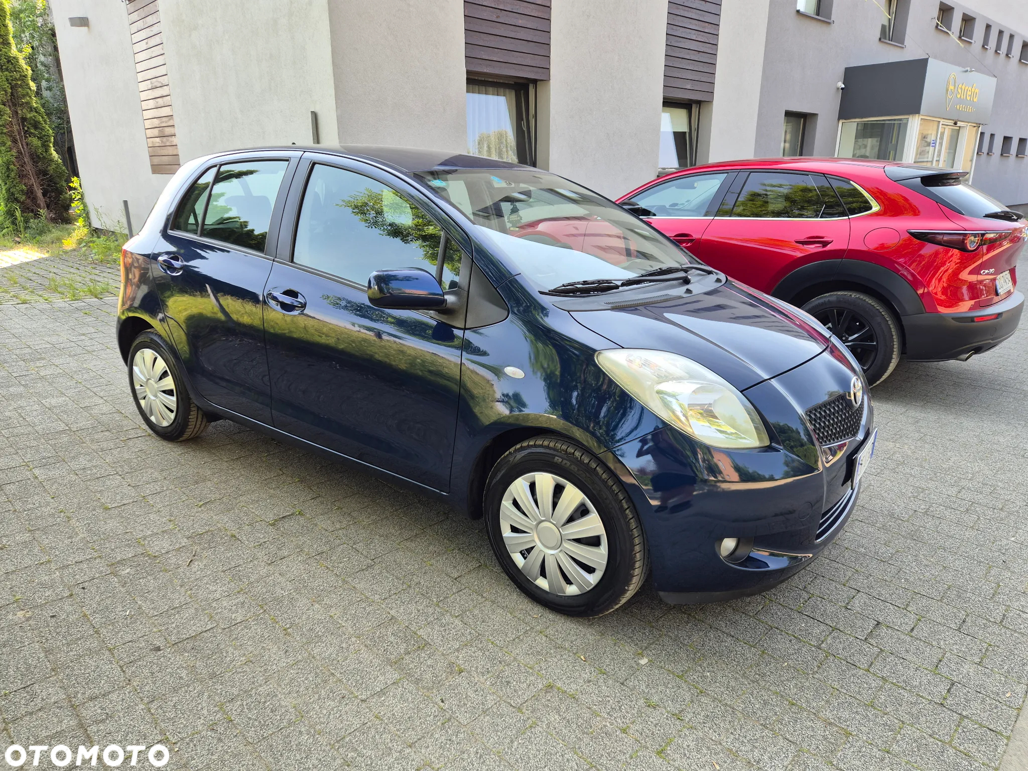 Toyota Yaris 1.3 Luna - 4