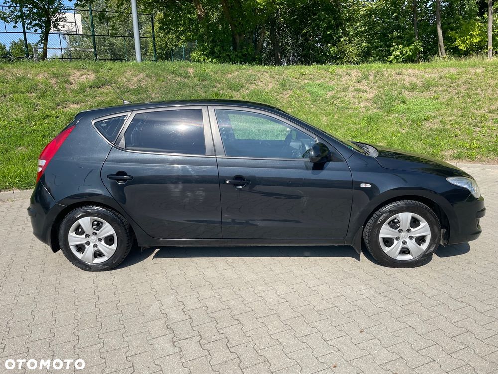 Hyundai i30 1.4 Edition Plus - 10
