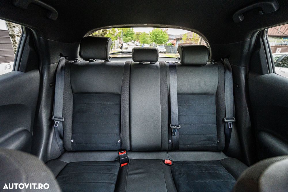 Nissan Juke 1.2L DIG-T Start/Stop Tekna - 8