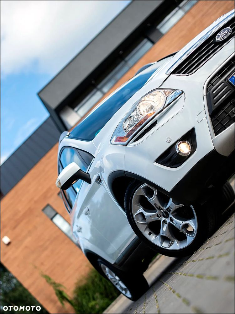 Ford Kuga - 11