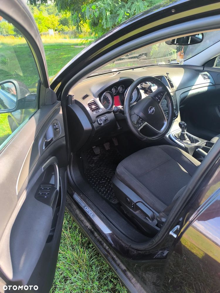 Opel Insignia - 8