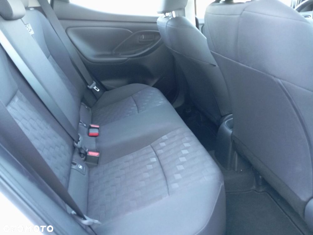 Toyota Yaris 1.5 Comfort - 10