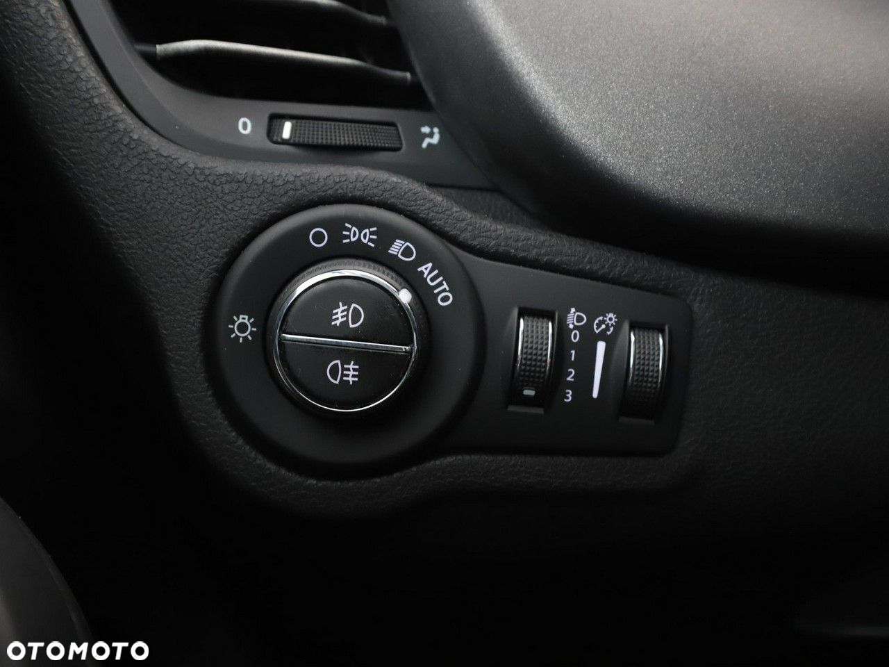 Fiat 500X 1.4 Multiair DCT 4x2 S&S Cross Plus - 31