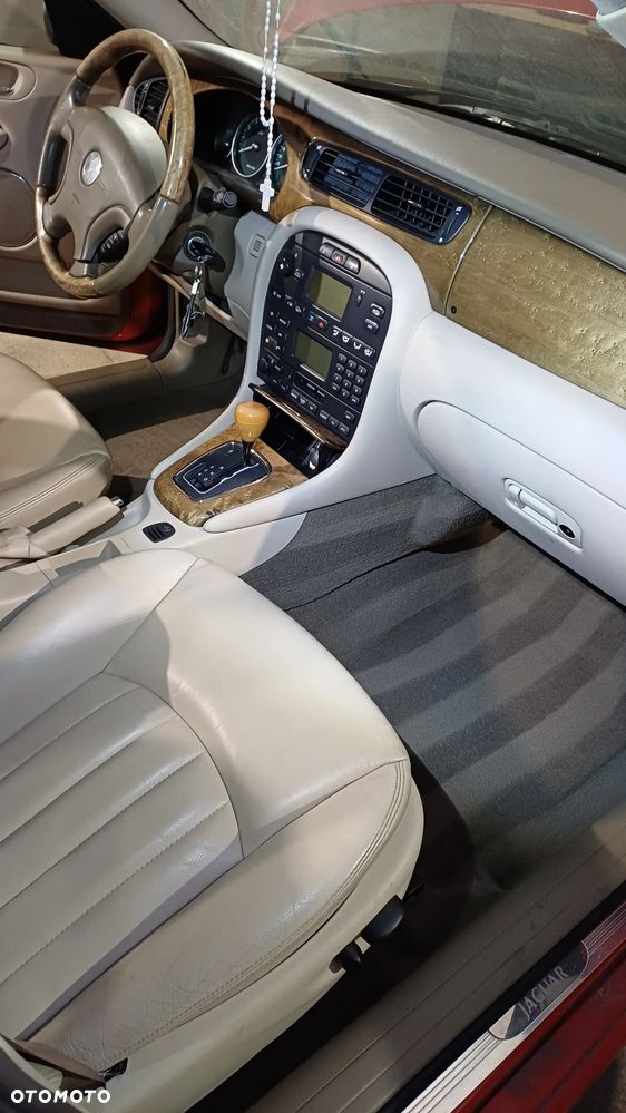 Jaguar X-Type 2.5 High - 6