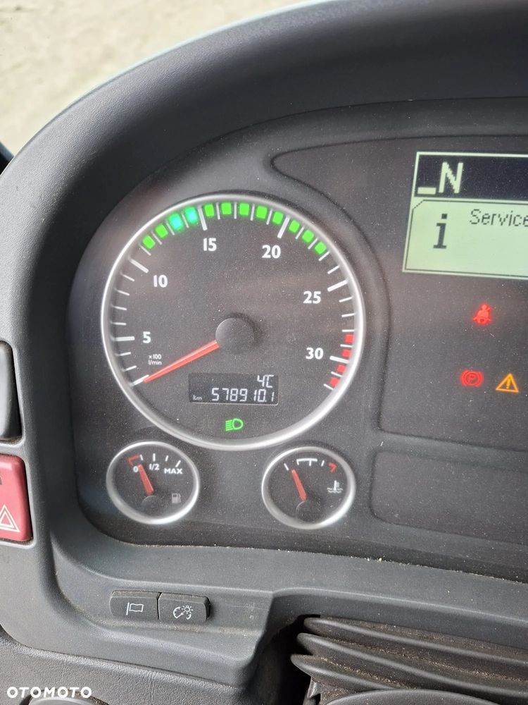 MAN TGM 18.250 4x2 DO ŻYWCA - 13