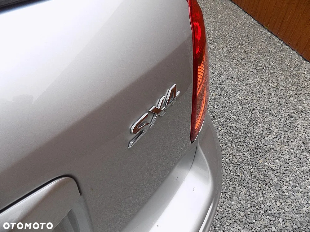 Suzuki SX4 1.6 VVT 4x2 Comfort - 24