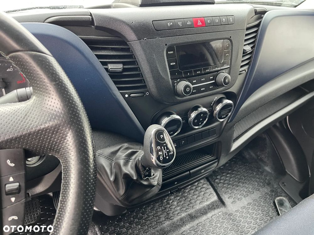 Iveco Daily Izoterma Winda - 20