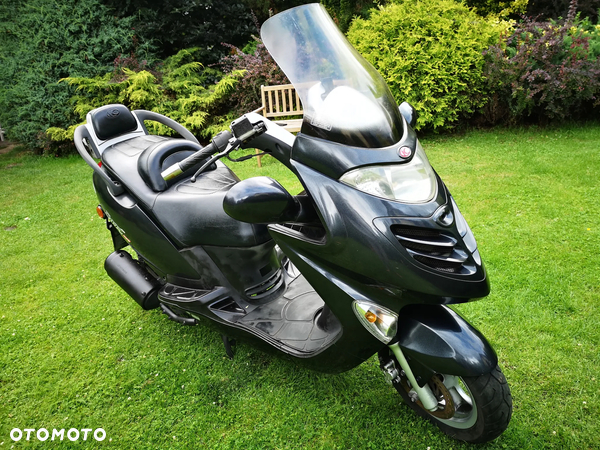 Kymco Grand Dink