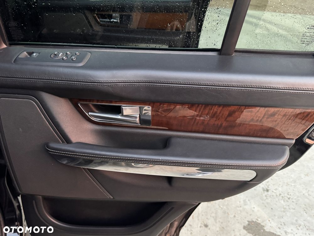 Land Rover Range Rover Sport - 30