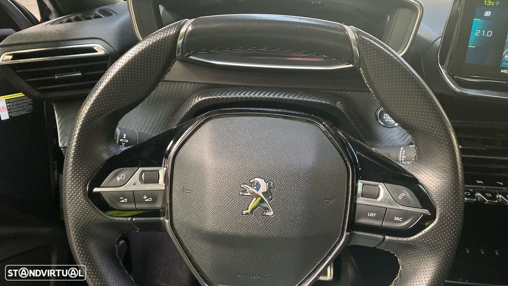 Peugeot e-2008 50 kWh GT - 12