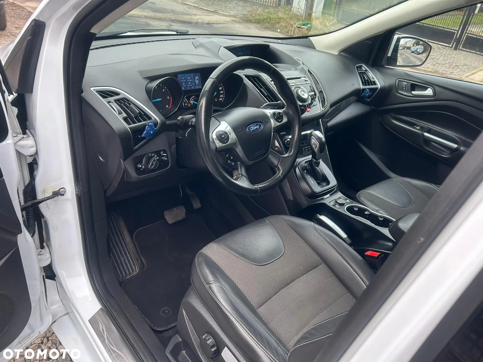 Ford Kuga 2.0 TDCi 4x4 Individual - 16