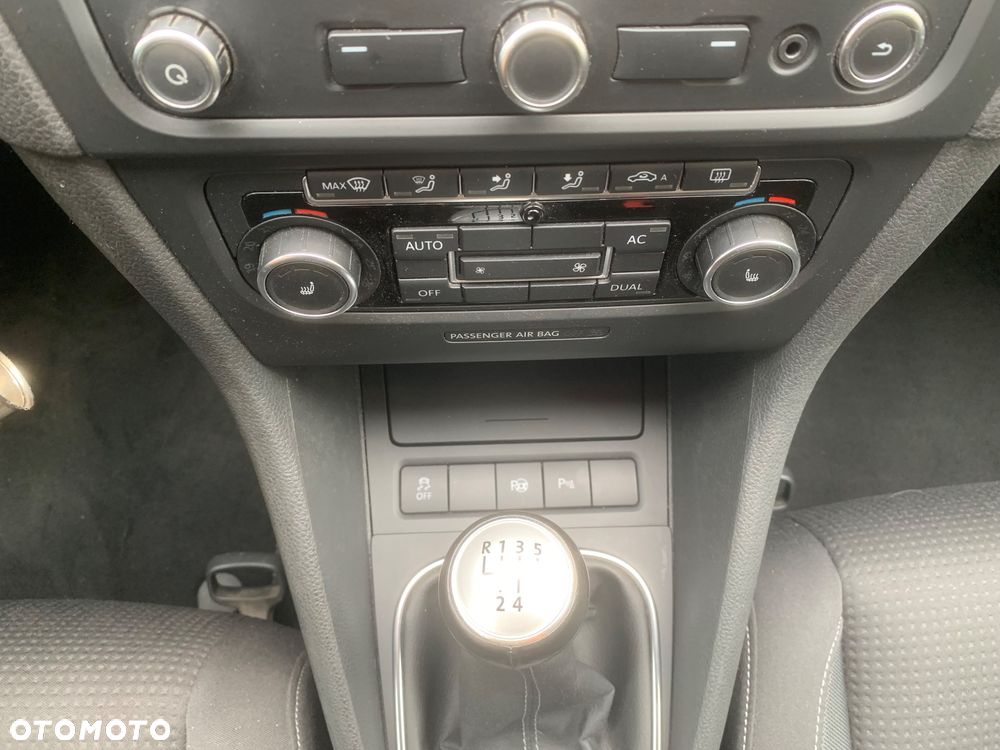 Volkswagen Golf 1.6 TDI DPF Team - 13