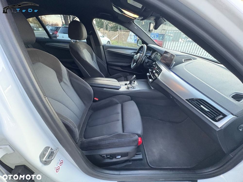 BMW Seria 5 520d M Sport sport - 27