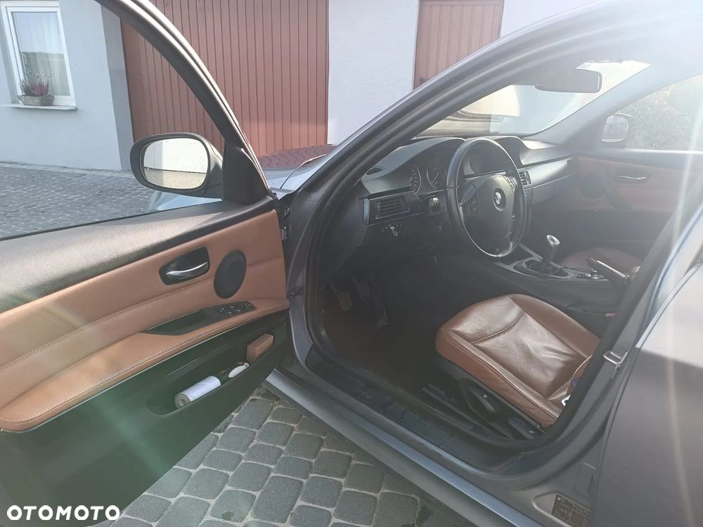 BMW Seria 3 - 10