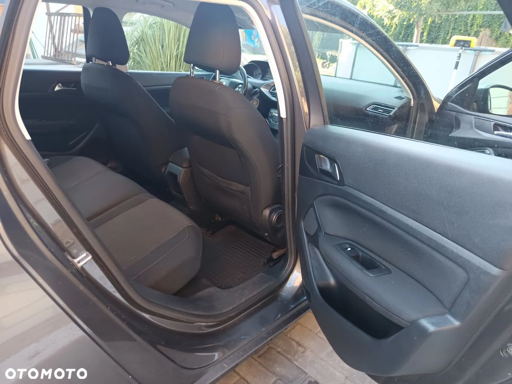 Peugeot 308 1.6 BlueHDi Active S&S - 12