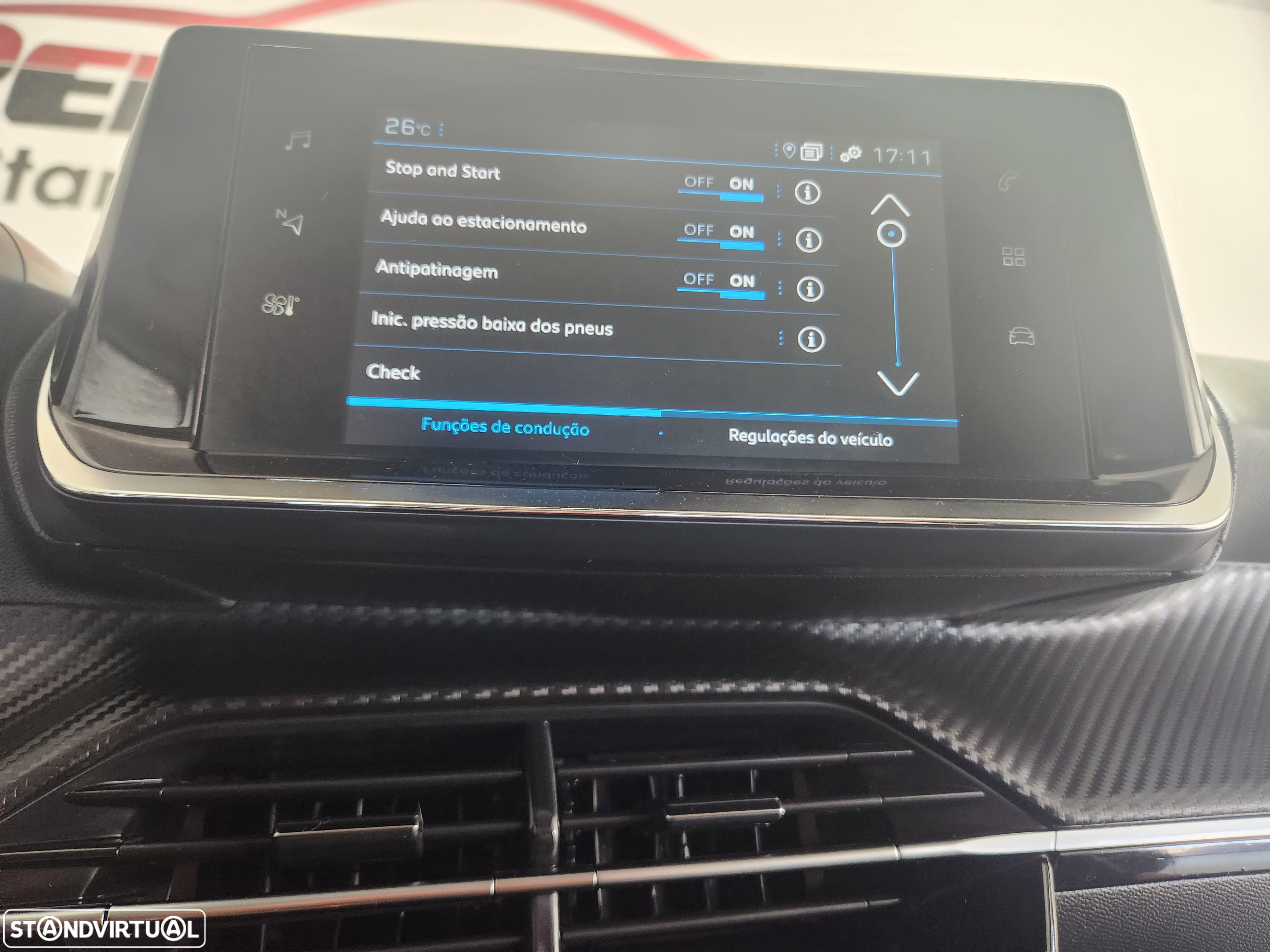 Peugeot 2008 1.5 BlueHDi Active Pack - 31
