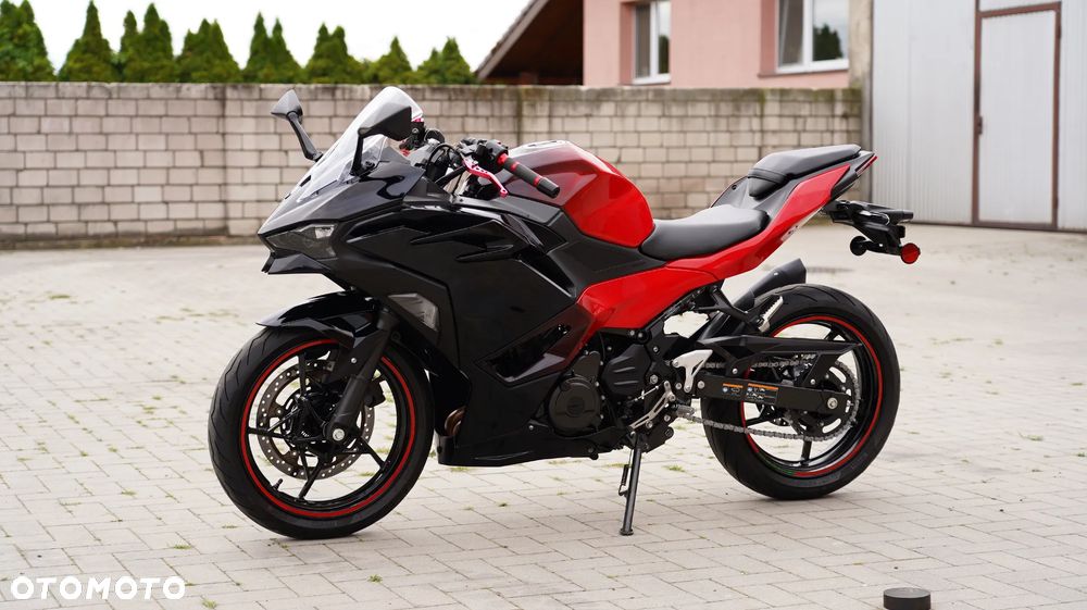 Kawasaki Ninja 500 - 9