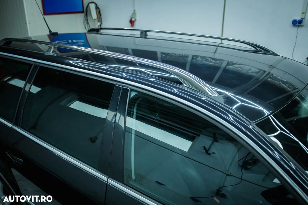Volkswagen Passat Variant 2.0 TDI DPF Highline - 11