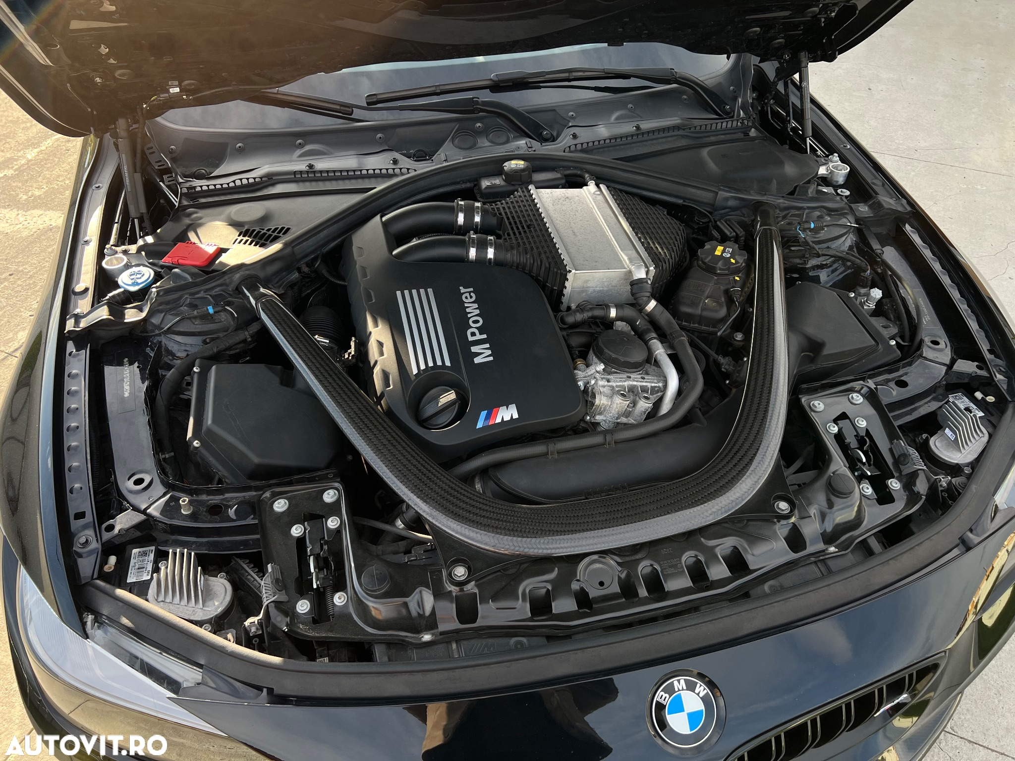 BMW M4 Coupe DKG - 12