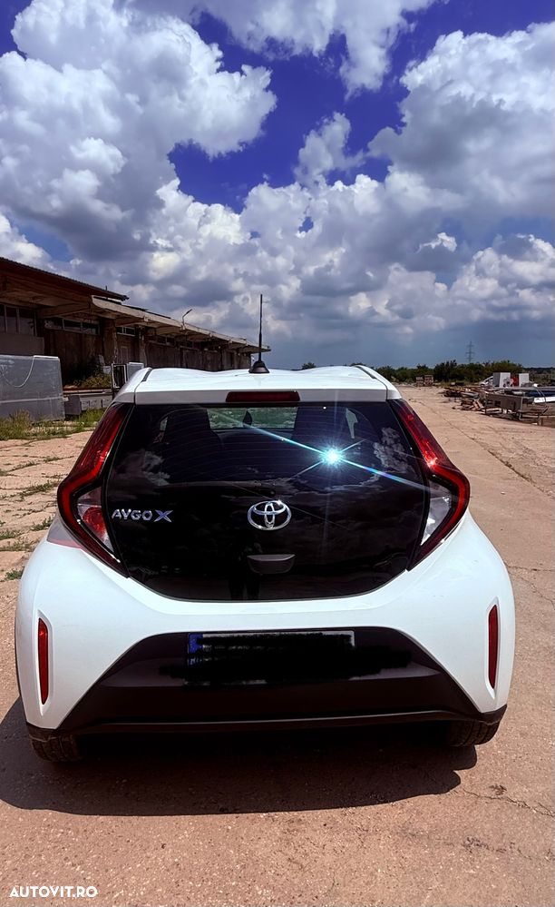 Toyota Aygo X 1.0l MT Active - 10