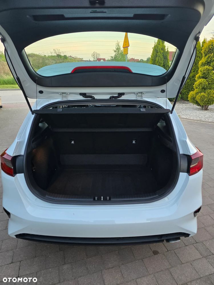 Kia Ceed 1.4 Vision - 19