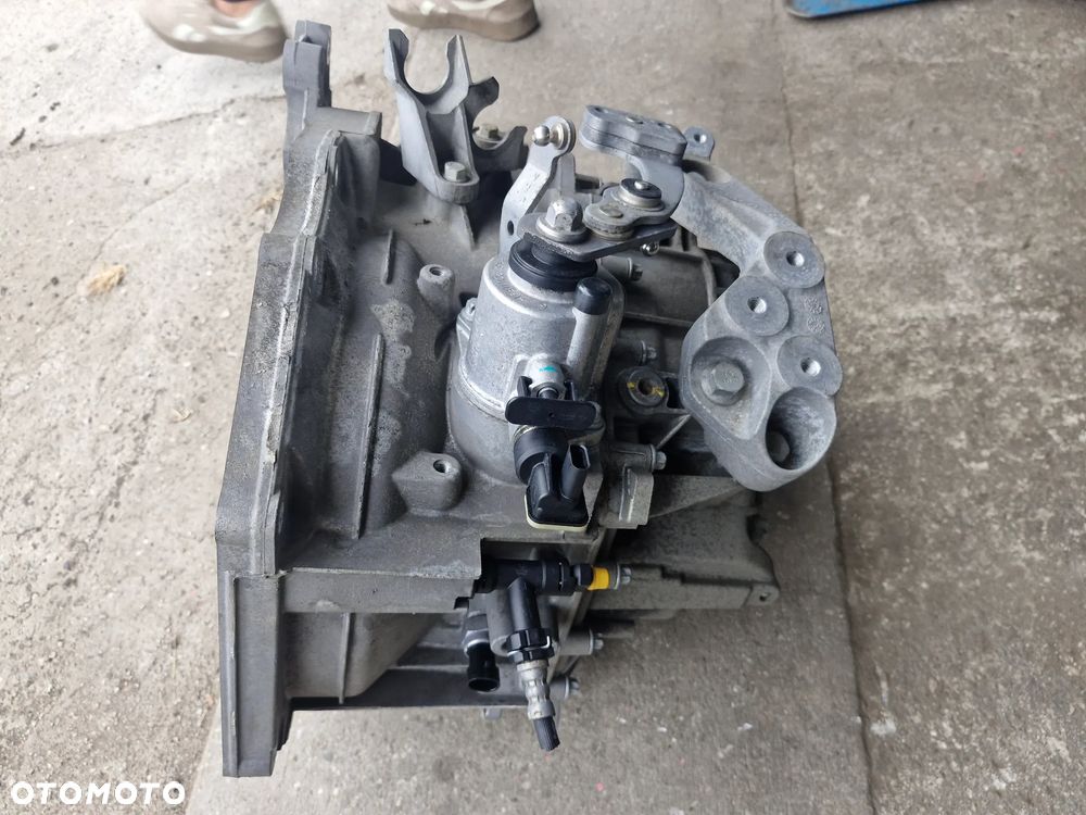 Skrzynia biegów opel mokka 1.4t 4x4 - 2