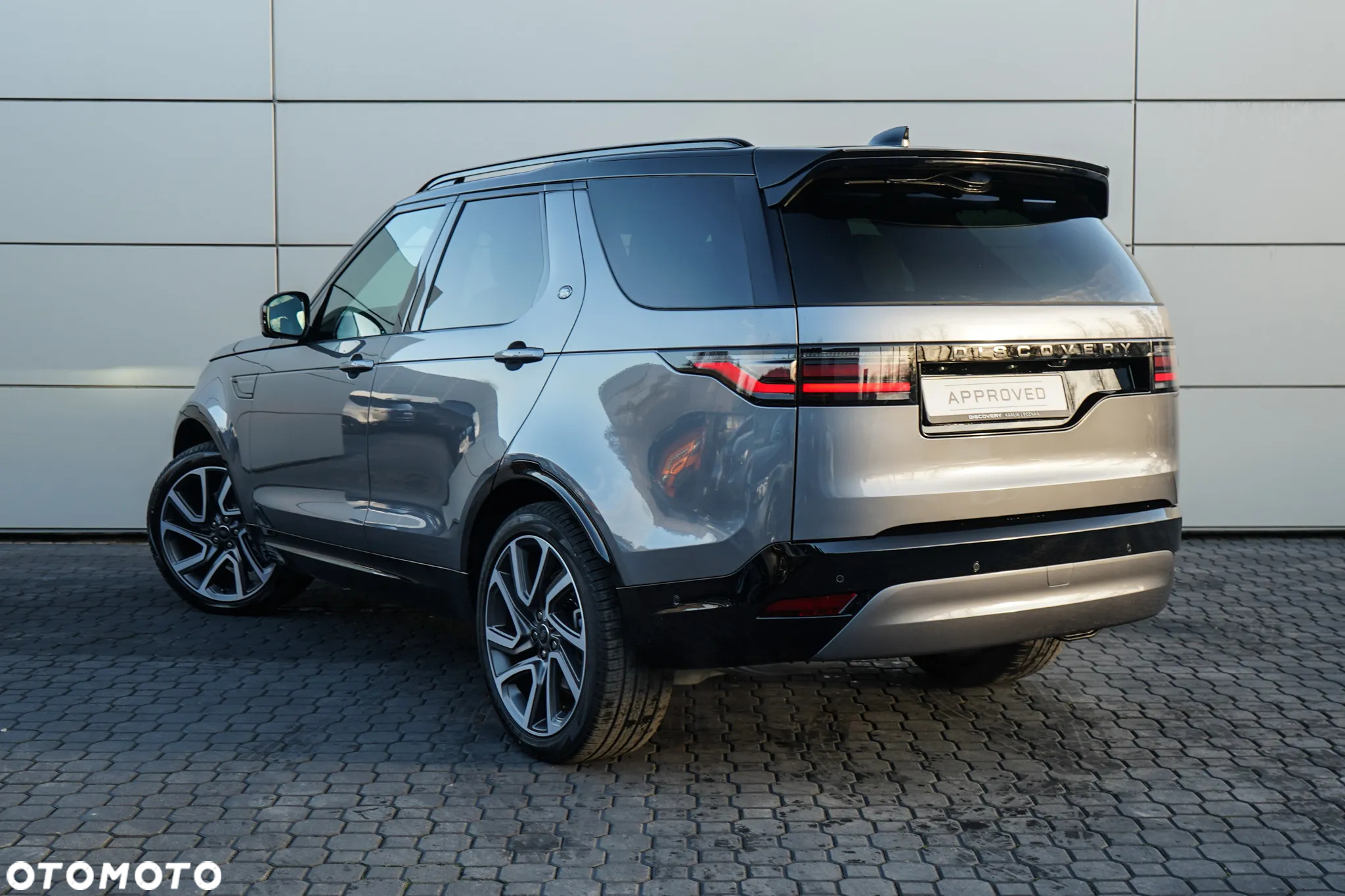 Land Rover Discovery D250 S - 3