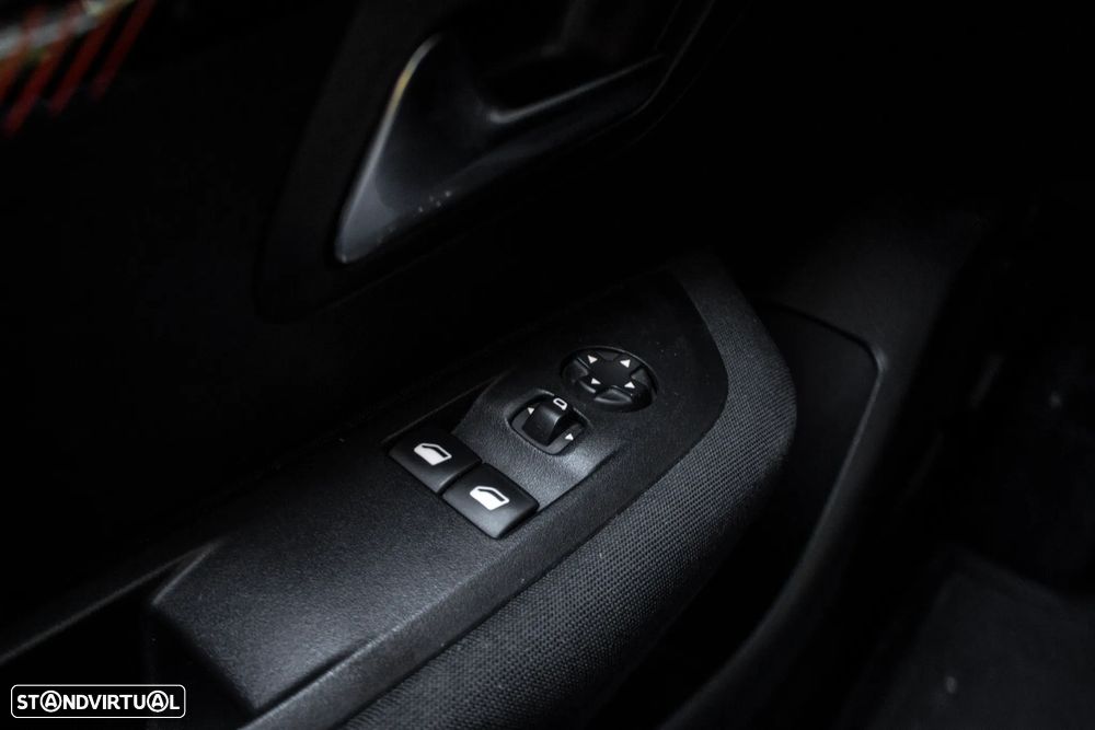 Peugeot 208 BlueHDi 100 Active - 19