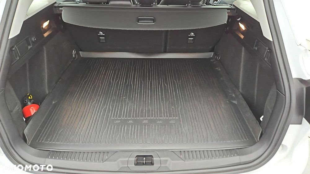 Ford Focus 1.5 EcoBlue SCR Connected - 23