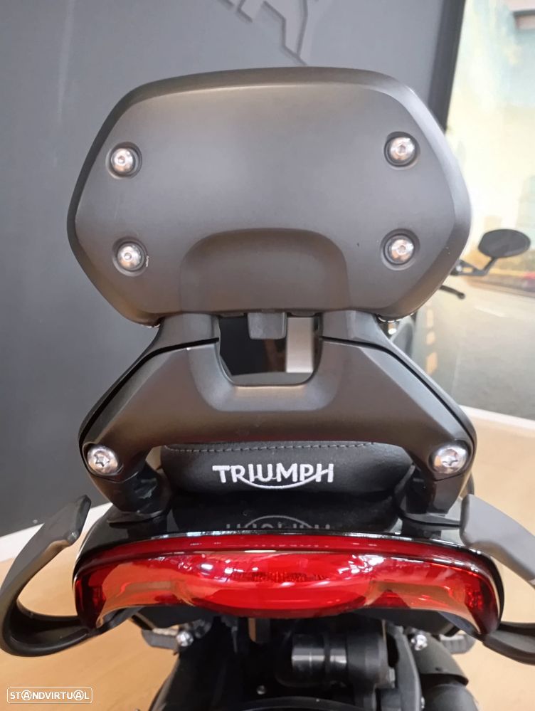 Triumph Rocket - 9