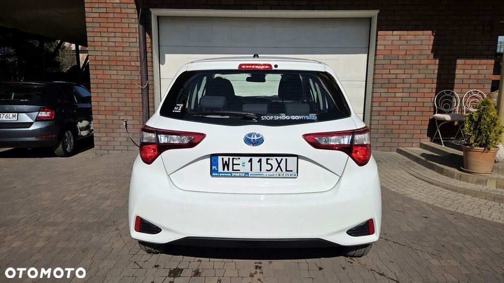 Toyota Yaris Hybrid 100 Premium EU6 - 40