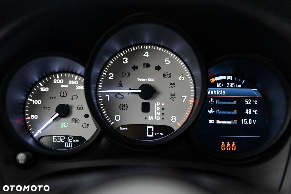 Porsche Macan Standard - 27