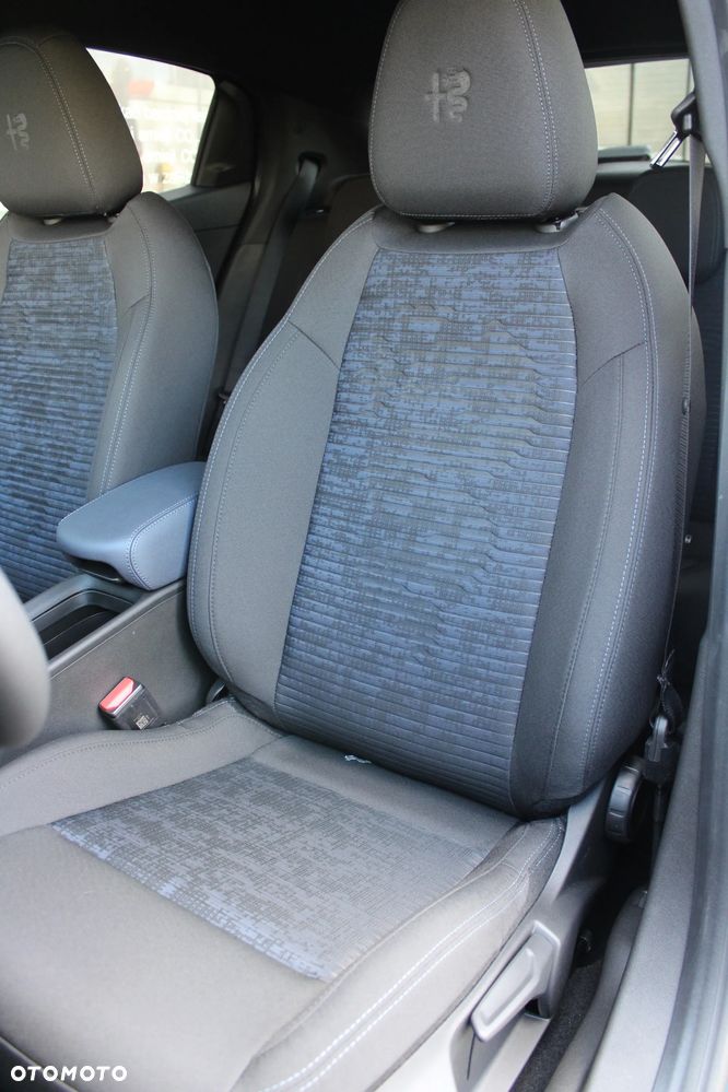 Alfa Romeo Junior 1.2 mHEV Sprint Q4 eDCT - 14