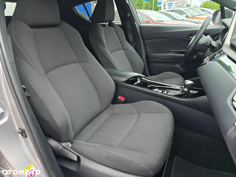 Toyota C-HR Business-Edition - 13