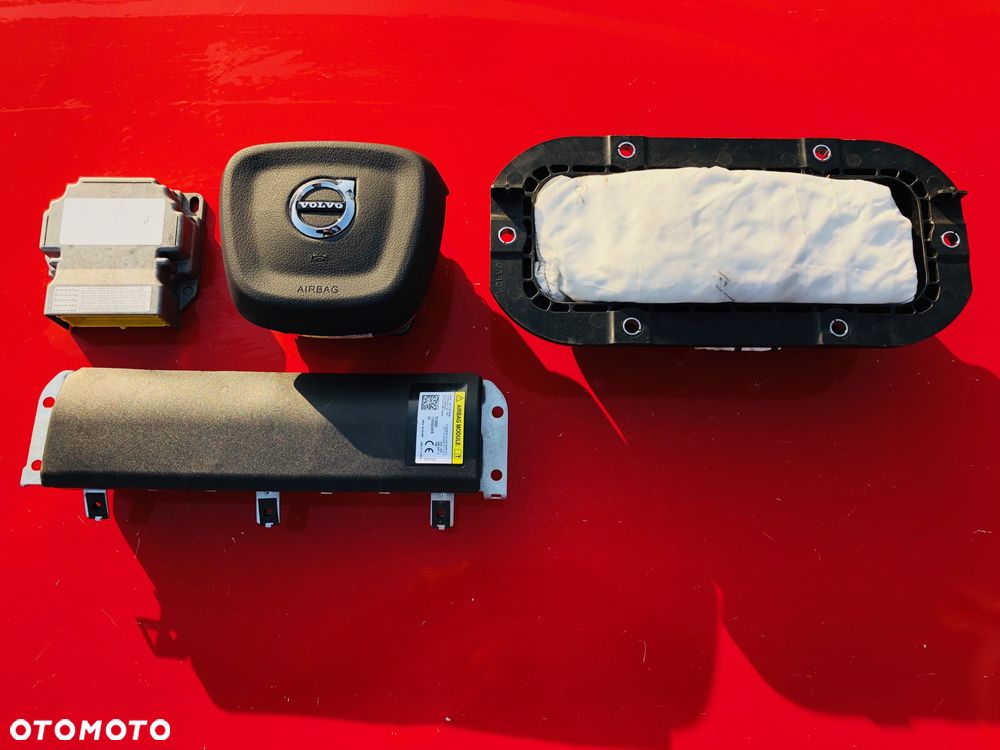 VOLVO C40 C 40 XC40 XC 40 DESKA KONSOLA KOKPIT PULPIT PÓŁKA PARAPET PODUSZKI POWIETRZNE KIEROWCY PASAŻERA KOLAN AIR BAG PODUSZKA POWIETRZNA KOLANAOWA SRS KURTYNA KURTYNY FOTELA W FOTEL AIRBAG PASY PAS BEZPIECZEŃSTWA - 6