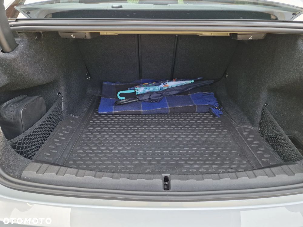 BMW Seria 3 316d MHEV Advantage - 12