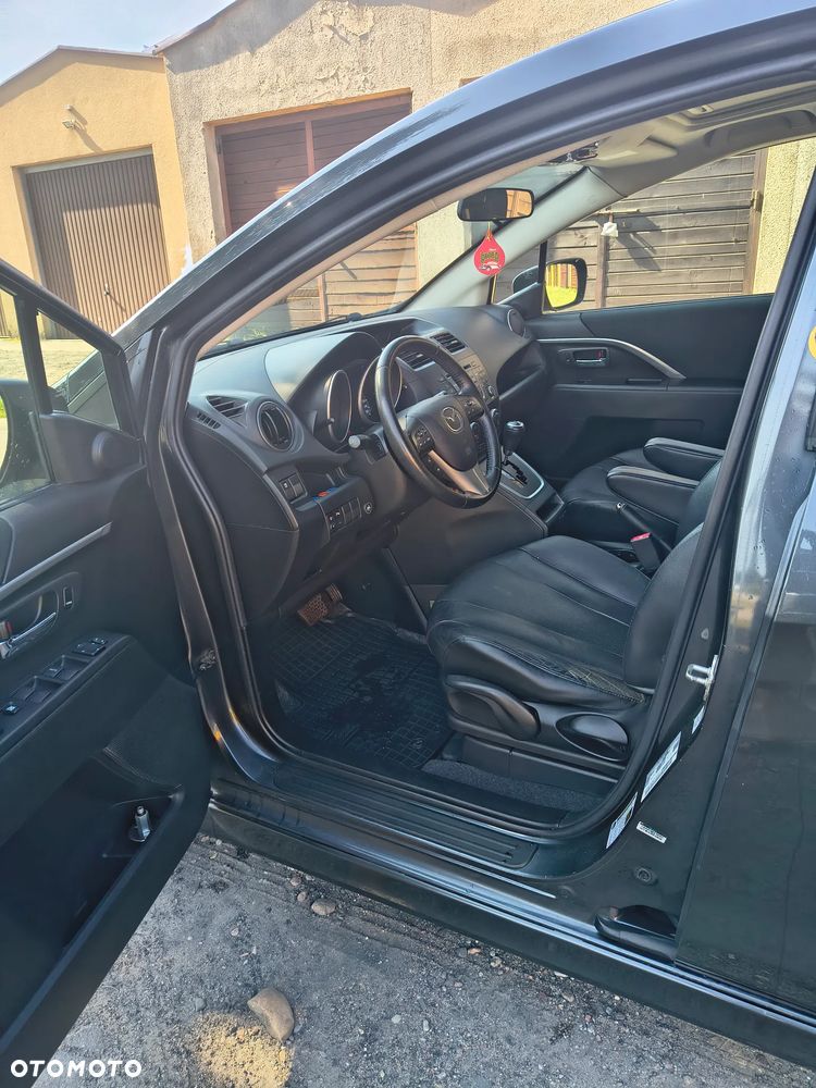 Mazda 5 - 9