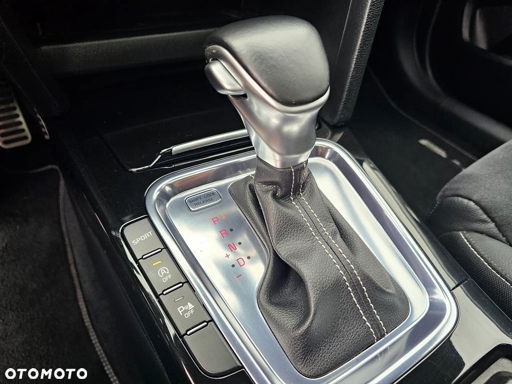 Kia ProCeed 1.4 T-GDI DCT7 OPF GT LINE - 26