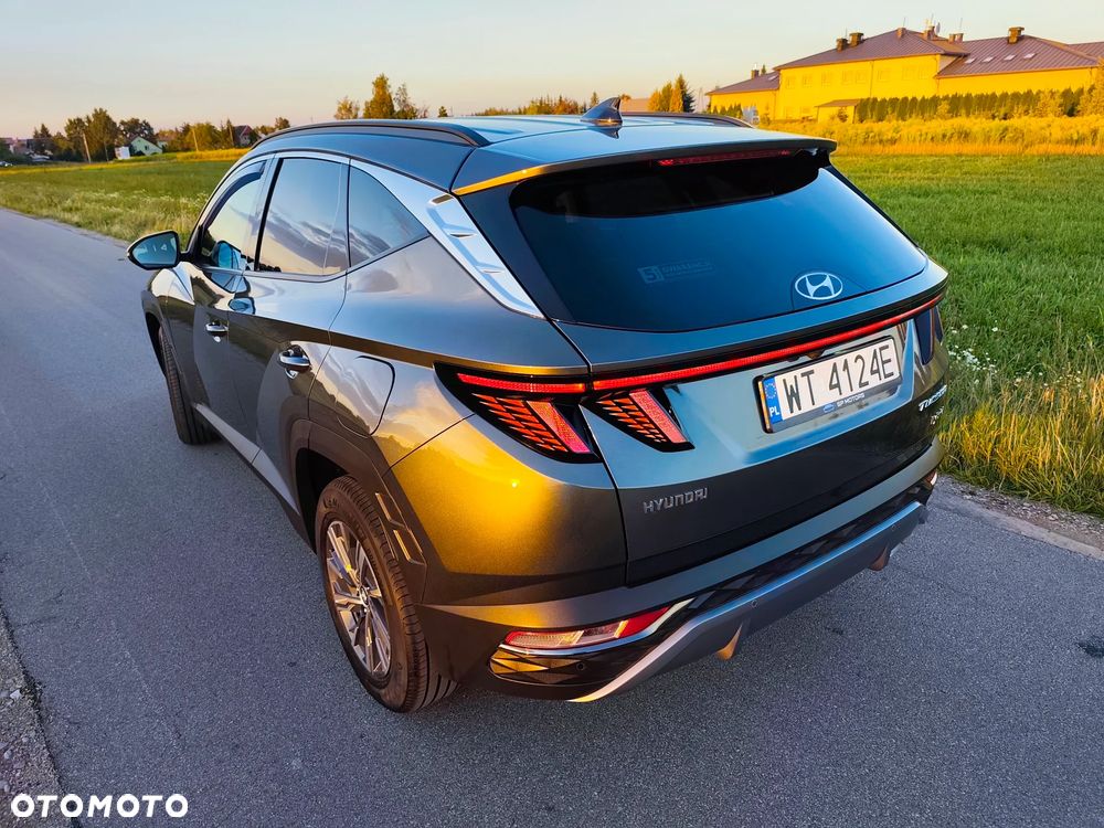 Hyundai Tucson 1.6 T-GDi HEV Executive 2WD - 8