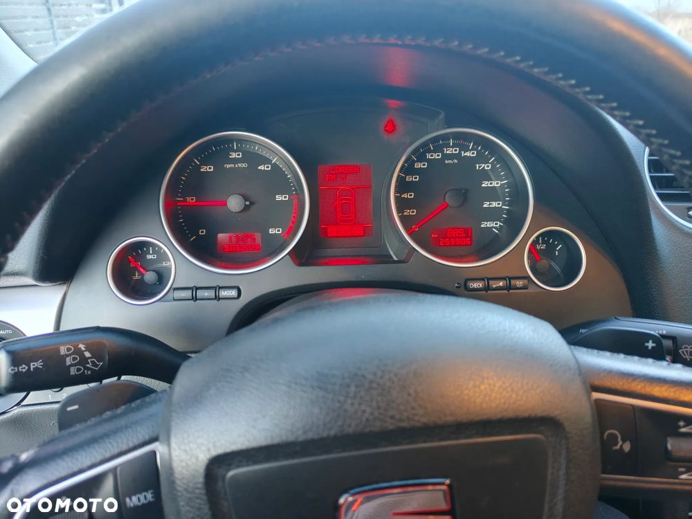 Seat Exeo 2.0 TDI DPF Style Multitronic - 19