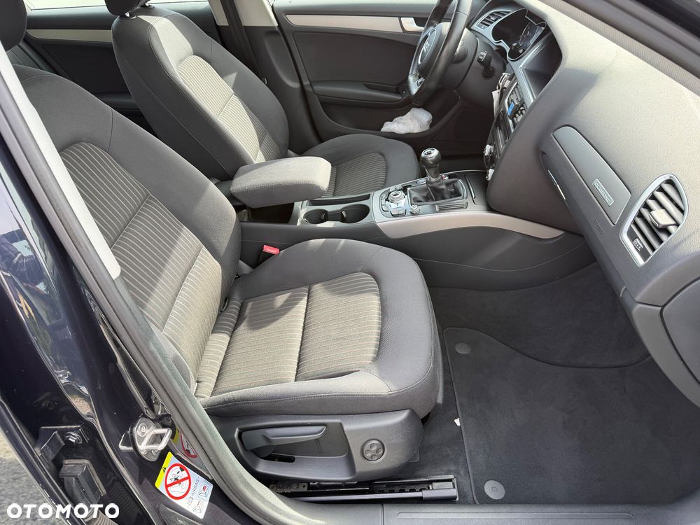 Audi A4 Avant 1.8 TFSI quattro Attraction - 32