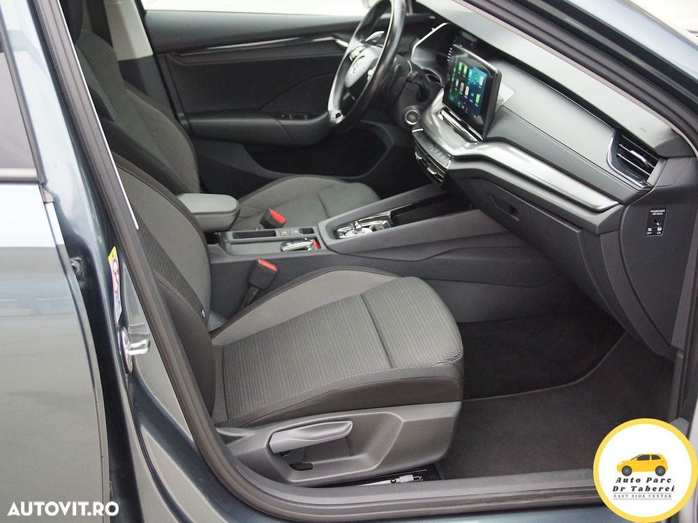 Skoda Octavia Combi Diesel 2.0 TDI DSG Style - 21