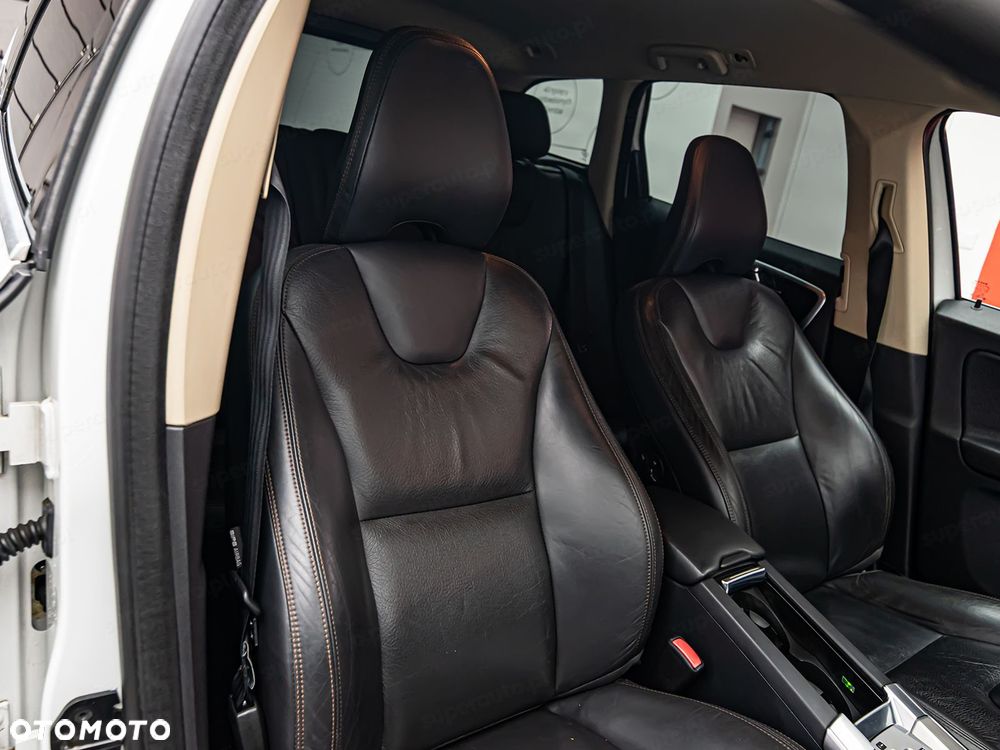 Volvo XC 60 - 10