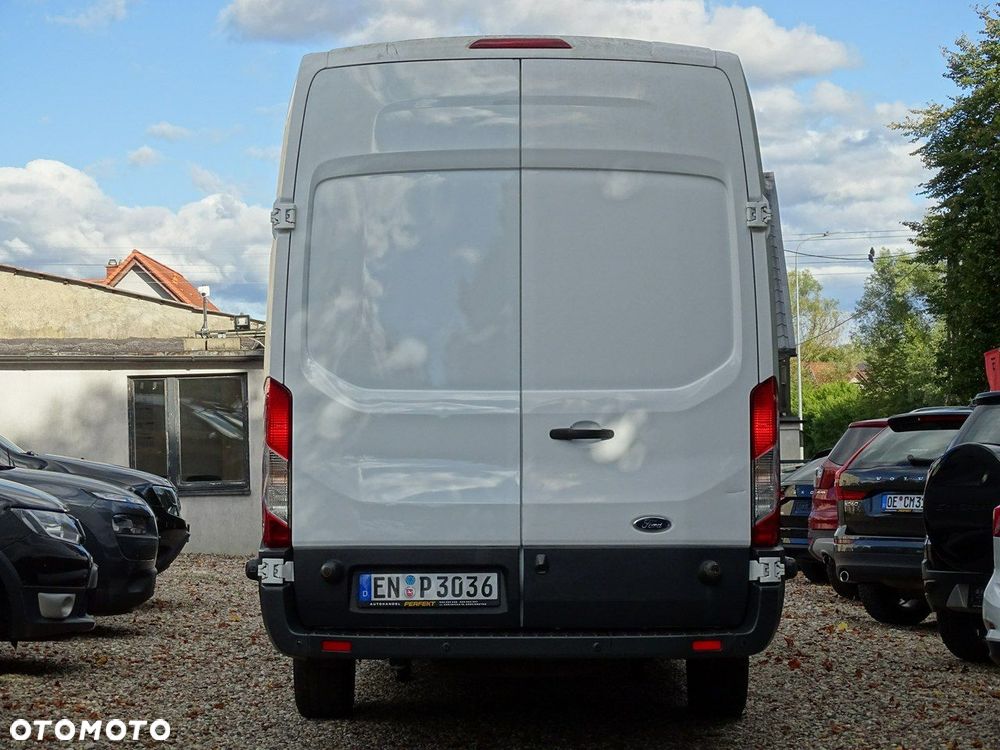 Ford Transit - 10