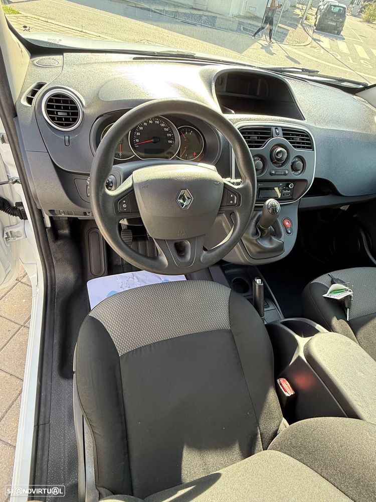 Renault kangoo maxi 1.5 dci 90 grand confort grand volume - 22